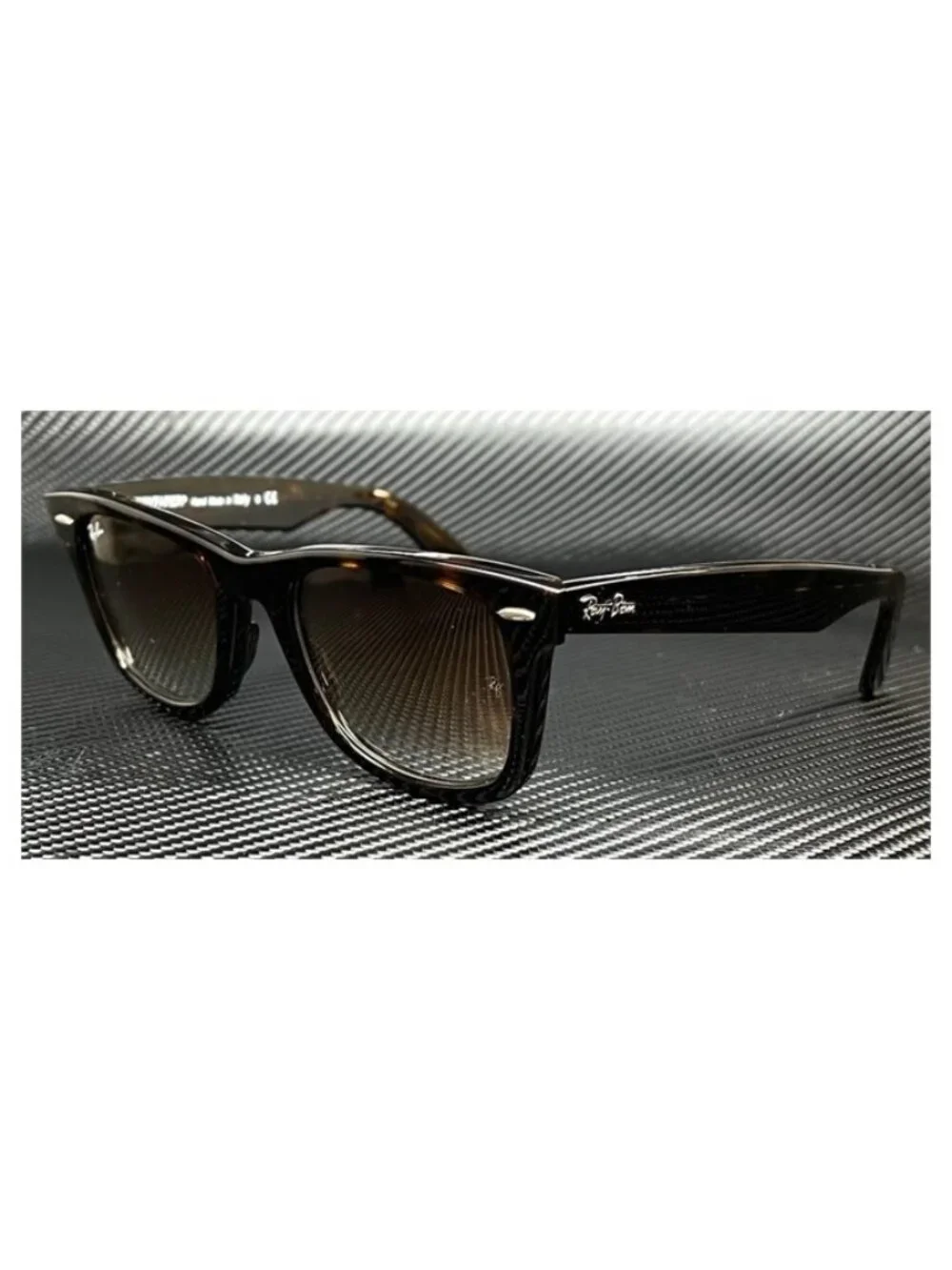 New Ray-Ban Men  Sunglasses --150.\